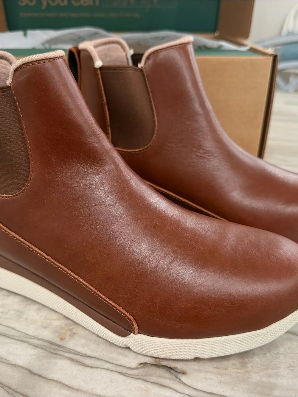 KURU Luna Leather Chelsea Boots Rich Walnut Soft Cream Women’s 9.5